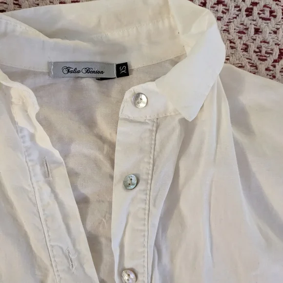 Cropped white button down. - Picture 2 of 2